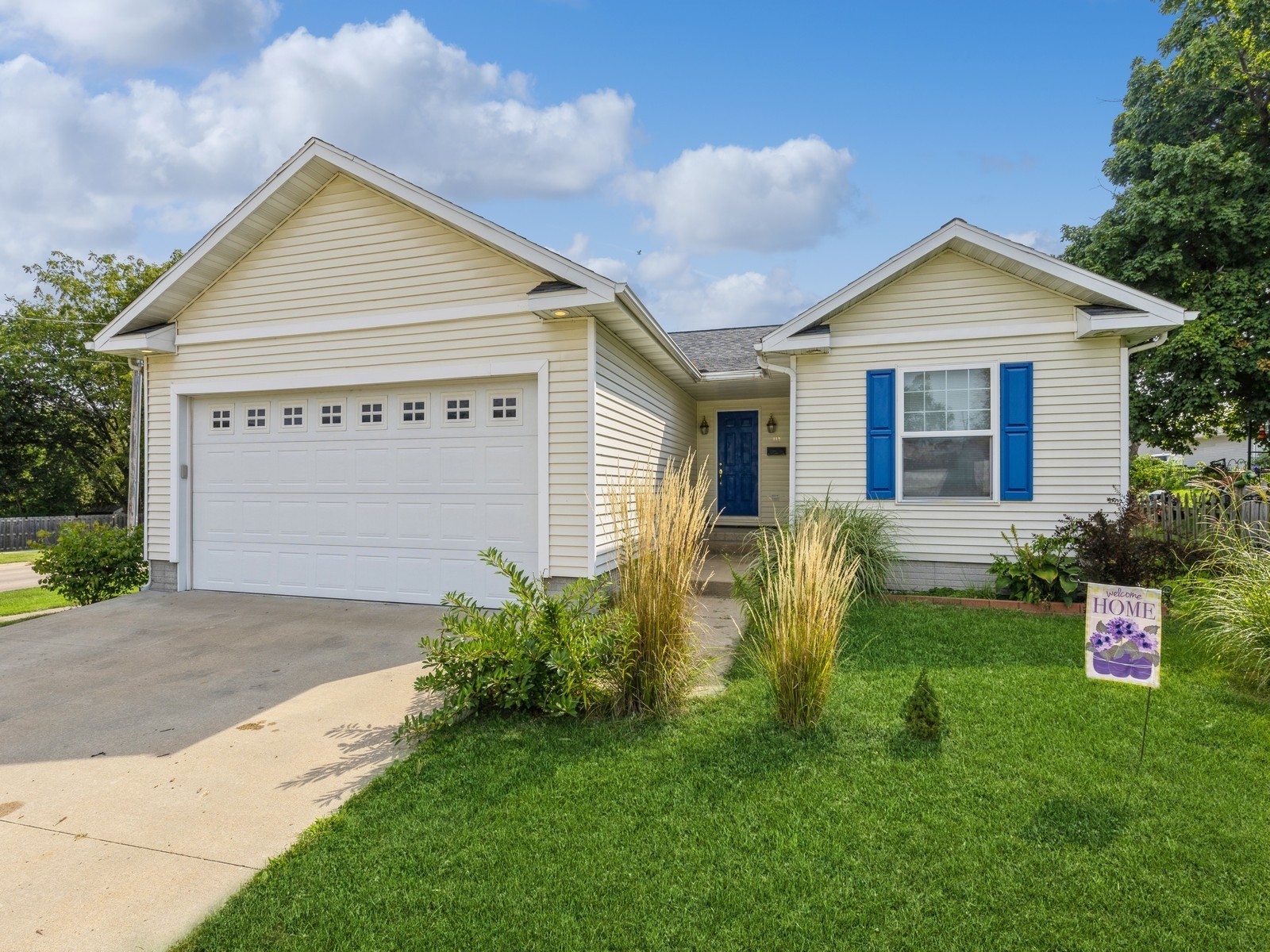 6th St, Knoxville, IA 50138