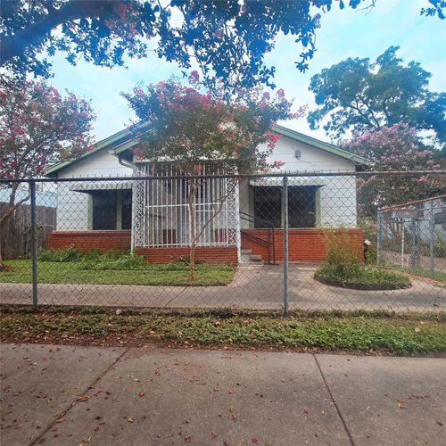 2312 Gano St, Houston, TX, 77009-7912 | Card Image