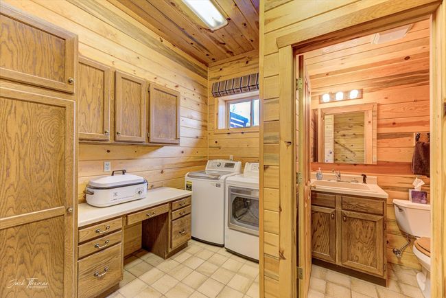 742 W Old Mullan Trl, Home with 4 bedrooms, 3 bathrooms and null parking in Elliston MT | Image 43