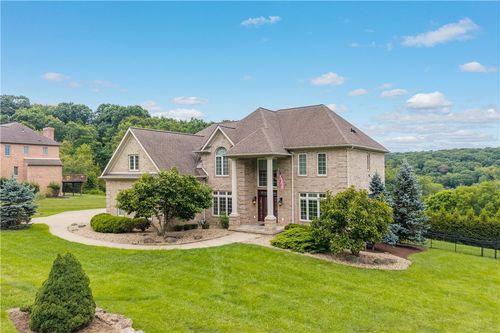 2183 Grandeur Dr, Gibsonia, PA, 15044-7497 | Card Image