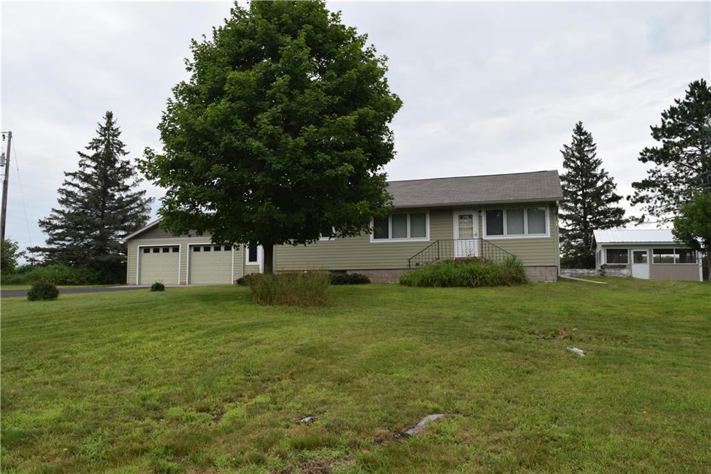20th St, Clayton, WI 54004