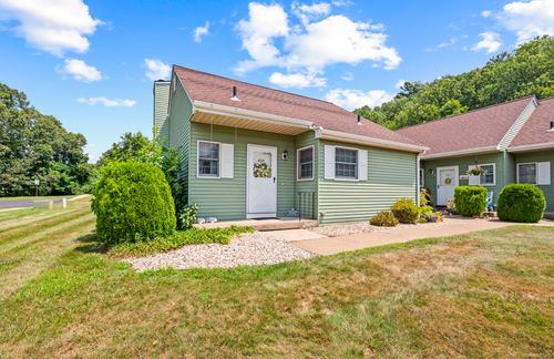 454-454 Cricket Cir, Vernon, CT, 06066-5253 | Card Image