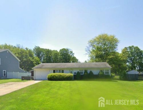 117 Kendall Rd, Kendall Park, NJ, 08824-1247 | Card Image