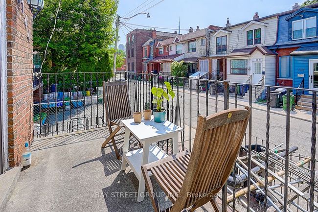144 Wolseley St, House attached with 7 bedrooms, 3 bathrooms and null parking in Toronto ON | Image 10