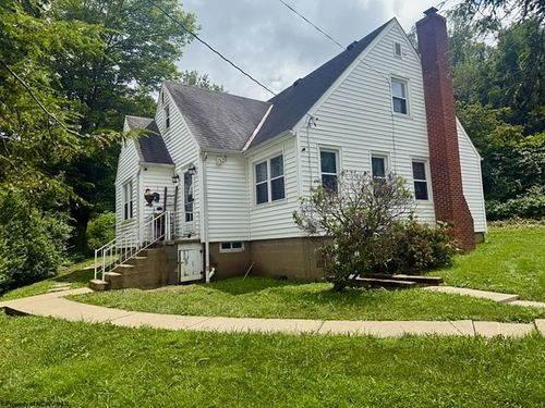 542 Brushy Fork Rd, Bridgeport, WV, 26330-6723 | Card Image
