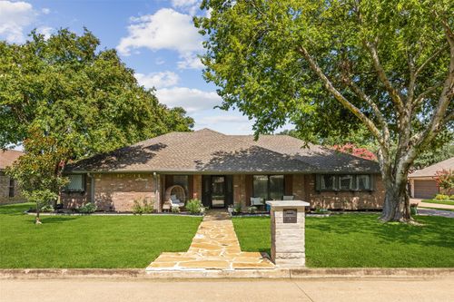 3 Brookfield Ct, Trophy Club, TX, 76262-5468 | Card Image