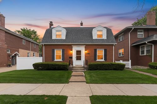 10551 Bell Ave, Chicago, IL, 60643-2523 | Card Image