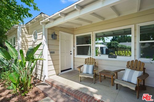10721 Landale St, Toluca Lake, CA, 91602-2303 | Card Image