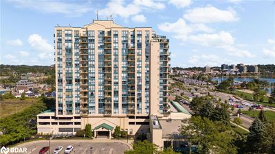 808 - 65 Ellen St, Home with 2 bedrooms, 2 bathrooms and 1 parking in Barrie ON | Image 2