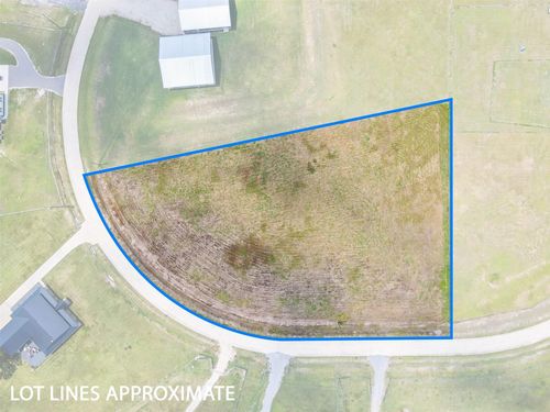 5225 Horseshoe Dr, Anderson, TX, 77830-1415 | Card Image