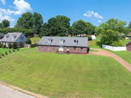 45 Jemma Dr, Lexington, TN, 38351-1359 | Card Image