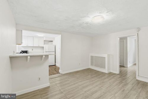 4-7126 Carroll Ave, TAKOMA PARK, MD, 20912-4648 | Card Image
