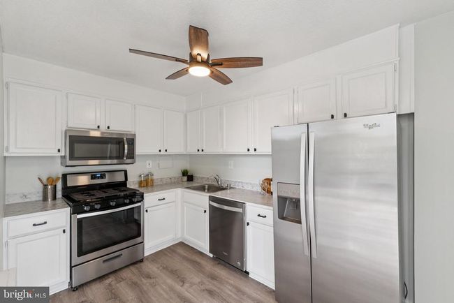 APT-526 - 4600 S Four Mile Run Dr, Condo with 1 bedrooms, 1 bathrooms and null parking in ARLINGTON VA | Image 9