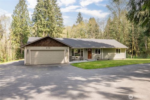 976 Sandy Bend Rd, Castle Rock, WA, 98611-9468 | Card Image