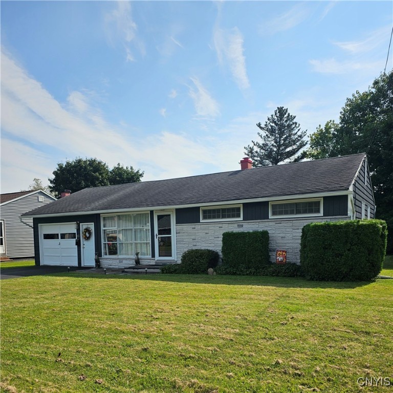 Elmhurst Rd, Utica, NY 13502