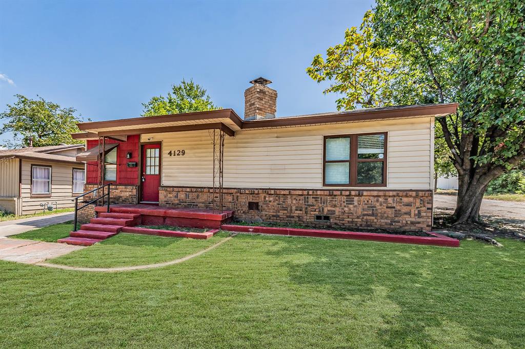 Belmeade Dr, Fort Worth, TX 76115