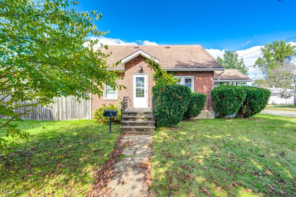Sutherland Ave, Akron, OH 44314
