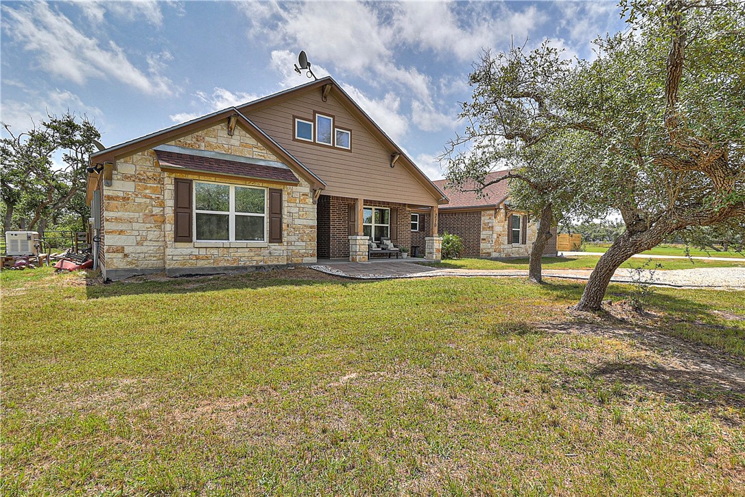 Coastal Wildwood Dr, Rockport, TX 78382