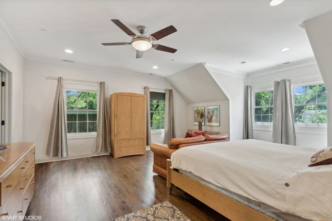 104 Walnut St, House other with 5 bedrooms, 5 bathrooms and 2 parking in Clarendon Hills IL | Image 14