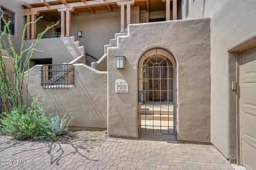 b41-36601 N Mule Train Rd, Carefree, AZ, 85377-4271 | Card Image