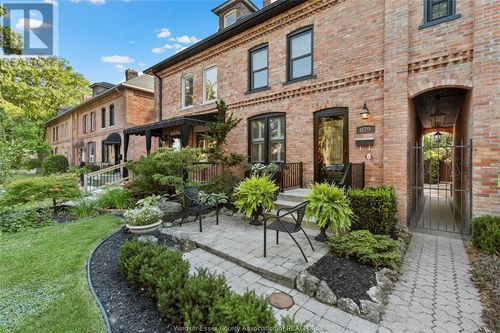 879 Monmouth Rd, Windsor, ON, N8Y3L5 | Card Image
