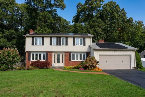 42 Tanglewood Dr, Riverside, RI, 02915-1436 | Card Image