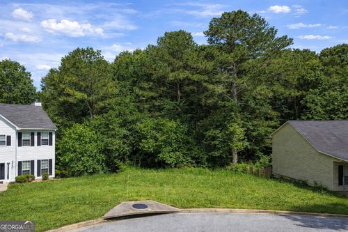 8590 Creekview Ct, Riverdale, GA, 30274-4545 | Card Image