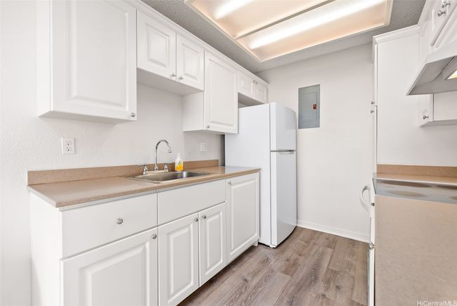 14B - 94-1369 Kulewa Loop, Condo with 2 bedrooms, 1 bathrooms and 1 parking in Waipahu HI | Image 9