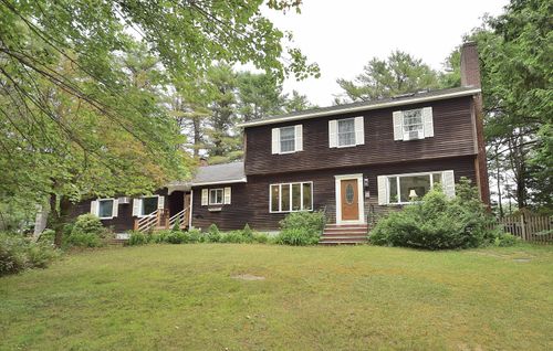 10 Durham Road, Freeport, ME, 04032 | Card Image