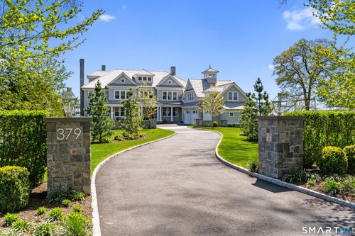 379 Ocean Dr W, Stamford, CT, 06902-8222 | Card Image