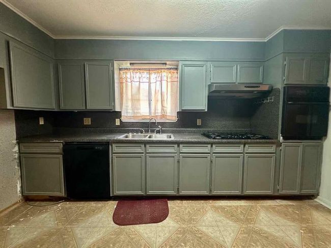 4220 Flamingo Ln, House other with 3 bedrooms, 2 bathrooms and null parking in Beaumont TX | Image 10