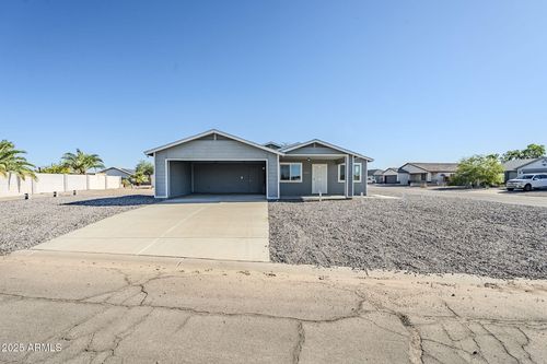 10426 W Grayback Dr, Arizona City, AZ, 85123-8870 | Card Image
