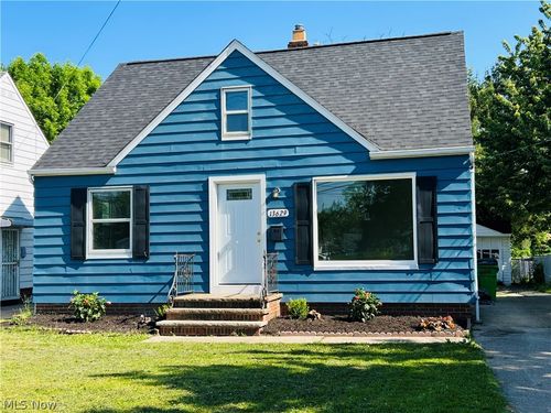 13629 Granger Rd, Garfield Heights, OH, 44125-1923 | Card Image