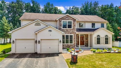 214 Driftwood Dr, Oneida, NY, 13421-1848 | Card Image