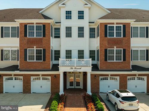 apt-207-15221 Royal Crest Dr, HAYMARKET, VA, 20169-6229 | Card Image