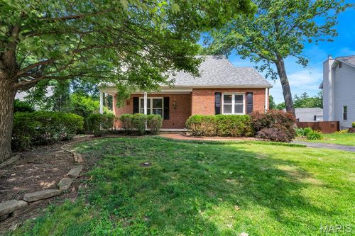 81 Heatherbrook Ln, Kirkwood, MO, 63122-5144 | Card Image