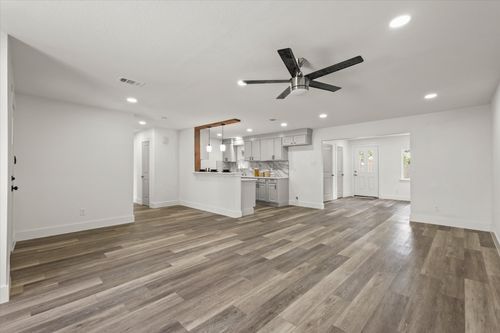 4807 Bedford Dr, Mesquite, TX, 75150-1107 | Card Image