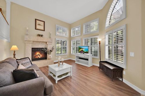 e-9327 Lake Murray Blvd, San Diego, CA, 92119 | Card Image