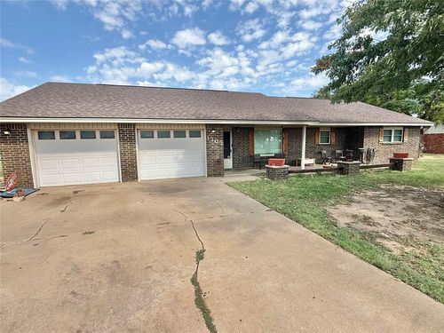 1305 Andy Street, Altus, OK, 73521 | Card Image