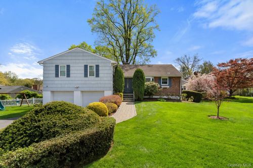 99 Donnybrook Rd, Scarsdale, NY, 10583-7005 | Card Image