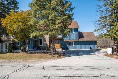 9206 Sideroad 17, Hillsburgh, ON, N0B1Z0 | Card Image