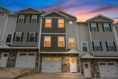 20 Misty Ln, Fairmont, WV, 26554-5802 | Card Image