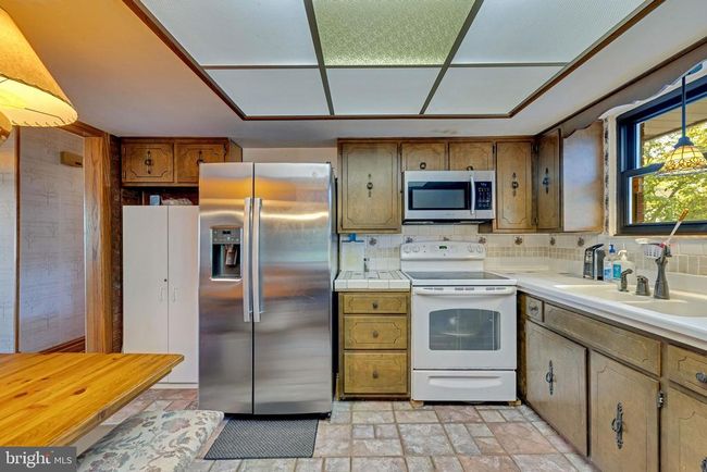 90 Chee St, House other with 3 bedrooms, 2 bathrooms and null parking in BARNESVILLE PA | Image 44