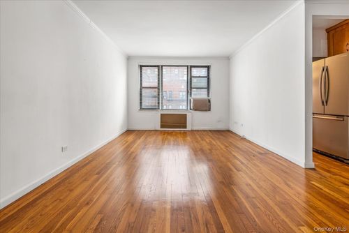5g-400 W 58th St, New York, NY, 10019-1138 | Card Image