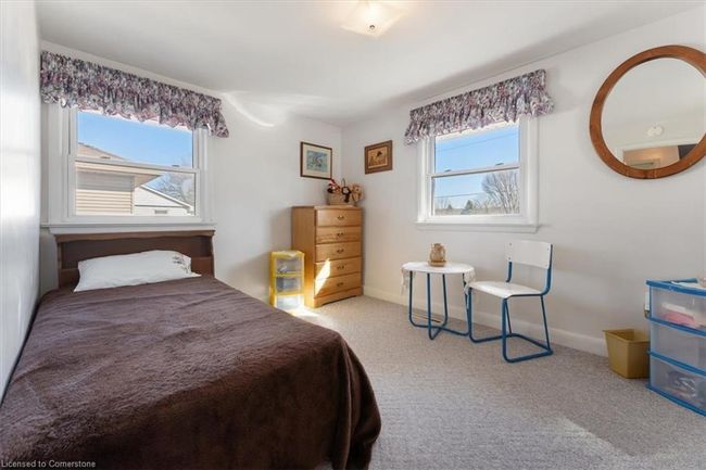20 Lakeside Dr, House other with 5 bedrooms, 3 bathrooms and 6 parking in Grimsby ON | Image 25