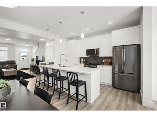 175 Kinglet Blvd Nw, Edmonton, AB, T5S0S6 | Card Image