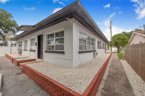 275 7th St Sw, WINTER HAVEN, FL, 33880-3297 | Card Image