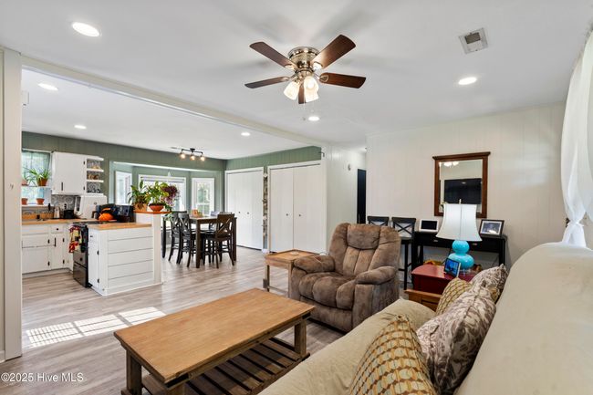796 Old Folkstone Rd, House other with 3 bedrooms, 2 bathrooms and null parking in Sneads Ferry NC | Image 14
