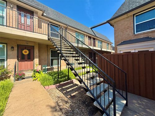 apt-209-7830 Meadow Park Dr, Dallas, TX, 75230-4942 | Card Image