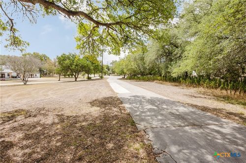 1912 Mulberry Ct, San Marcos, TX, 78666-9548 | Card Image